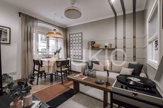 Apartment / Etagenwohnung in Madrid, Provinz Madrid