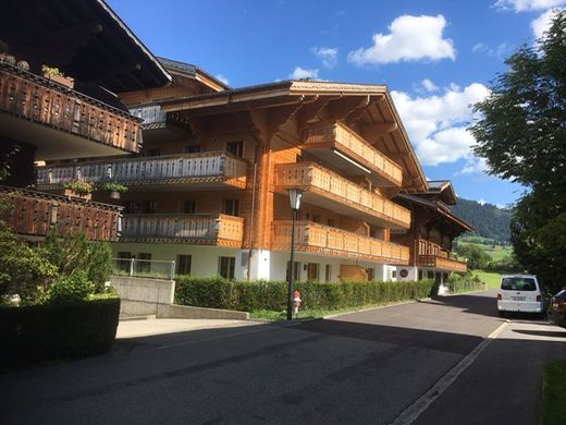 Apartment / Etagenwohnung in Gstaad, Obersimmental-Saanen