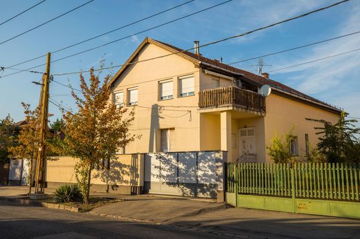 ‏בית חד-משפחתי ב  Budapest XIV. kerület, Budapest