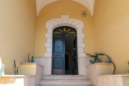 Palacio en Torre Santa Susanna, Provincia di Brindisi