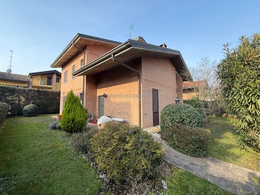 Villa en Camparada, Provincia di Monza e della Brianza