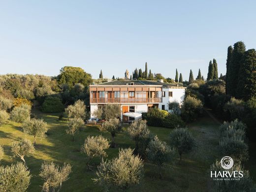 Villa Sirmione, Brescia ilçesinde