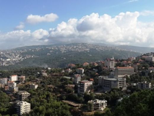 Qornet el Hamra, Mohafazat Mont-Libanのヴィラ