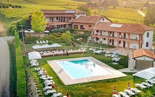 Villa for sale in Asti
