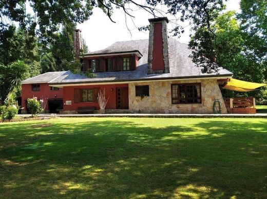 Chalet in Maniños, Provincia da Coruña