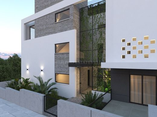 Apartment / Etagenwohnung in Agia Fylaxis, Lemesós