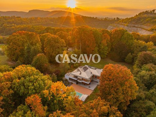 Luxe woning in Ternate, Provincia di Varese