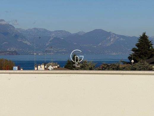 Penthouse in Desenzano del Garda, Provincia di Brescia