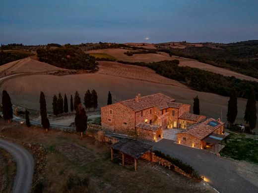 Farmhouse in San Quirico d'Orcia, Province of Siena