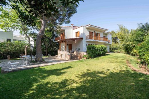 Detached House in Varybóbi, Nomarchía Anatolikís Attikís