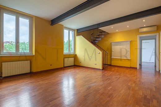 阁楼  米蘭, 米兰省