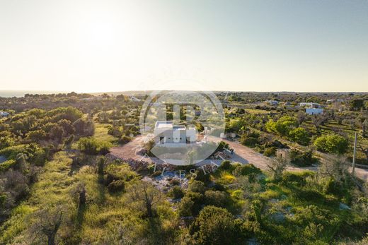 Villa Morciano di Leuca, Lecce ilçesinde