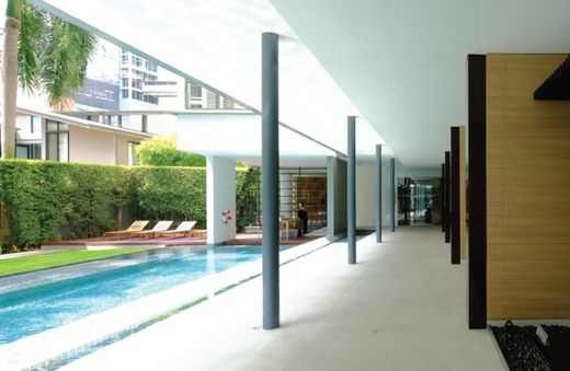 Apartment in Sukhumvit, Bangkok