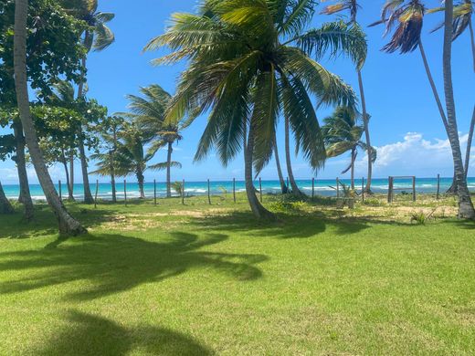 Grond in Las Terrenas, Samaná Province