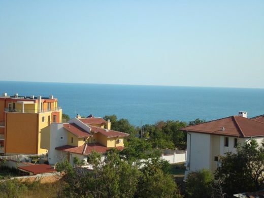 Bulgaristan satılık Lüks evler Bulgaristan prestijli villalar ve