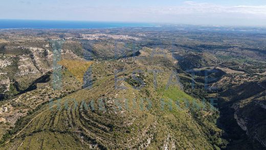 Land in Noto, Syracuse