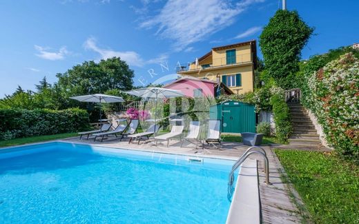 Villa in Castellina Marittima, Pisa