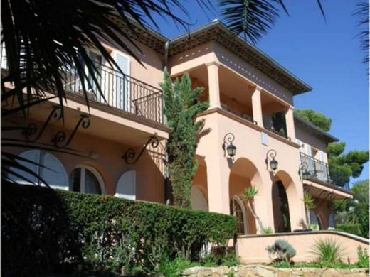 Villa in La Grande Bastide, Var