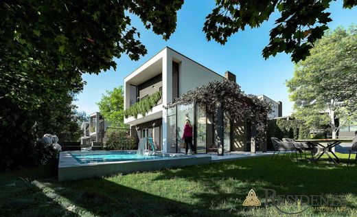 ローマ, ラツィオ州のテラスハウス