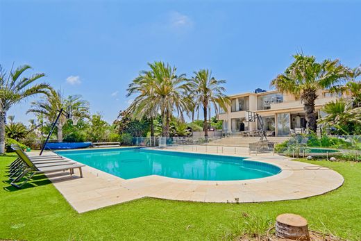 Villa in Caesarea, Haifa District
