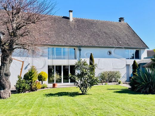 Detached House in Beaune, Cote d'Or