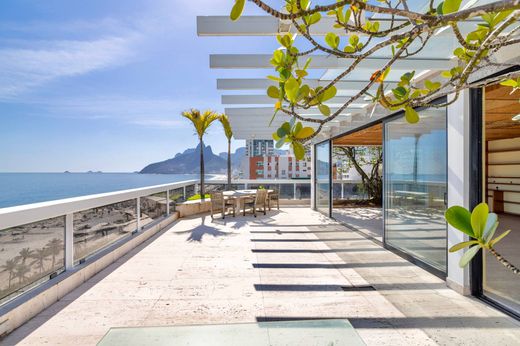 Penthouse in Ipanema, Adrianópolis