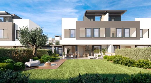 Semidetached House in Estepona, Malaga