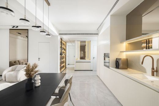 Apartment / Etagenwohnung zu verkaufen in Jerusalem