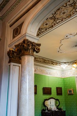 Villa Castronno, Varese ilçesinde