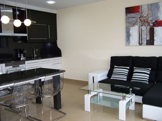 Apartment / Etagenwohnung in Cariño, Provincia da Coruña