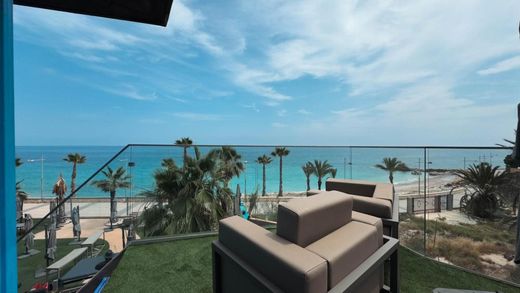 Villa in Villajoyosa, Provincia de Alicante