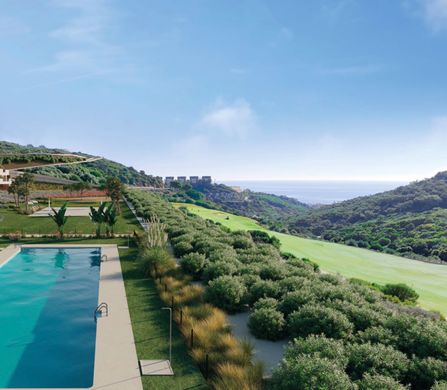 Apartment / Etagenwohnung in Estepona, Málaga