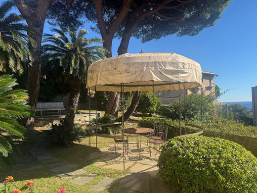 Daire Santa Margherita Ligure, Genova ilçesinde