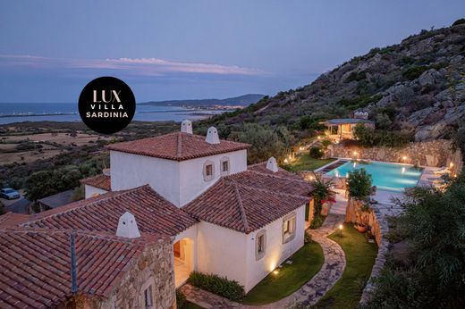 别墅  Case Peschiera-Lu Fraili, 萨萨里省