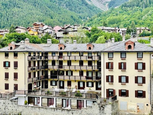 호텔 / Courmayeur, Valle d'Aosta