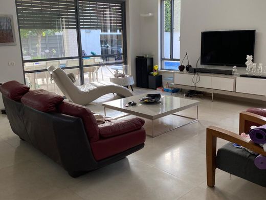 Apartment in Zikhron Ya‘aqov, Haifa District