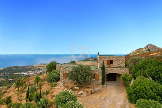L'Île-Rousse, Upper Corsicaのヴィラ