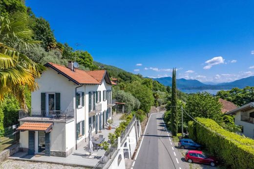 Willa w Lesa, Provincia di Novara