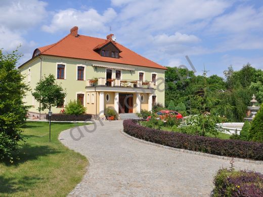 Cottage a Wołów, Powiat wołowski