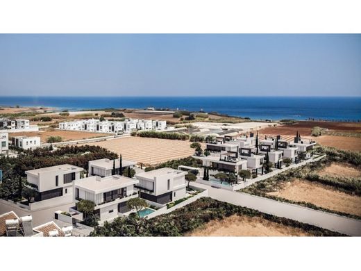 Элитный дом, Paralímni, Famagusta District