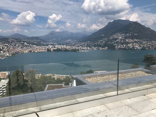 아파트 / Paradiso, Lugano