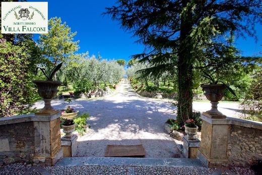 Villa in Monteleone Sabino, Provincia di Rieti