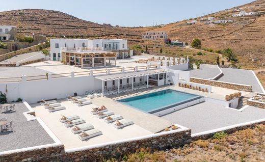 Otel Tínos, Kiklad Adaları
