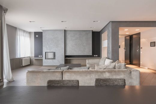 Apartment in Milan, Lombardy