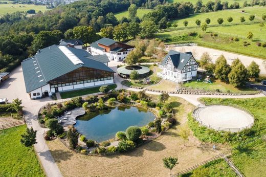 Rural or Farmhouse in Haiger, Regierungsbezirk Gießen