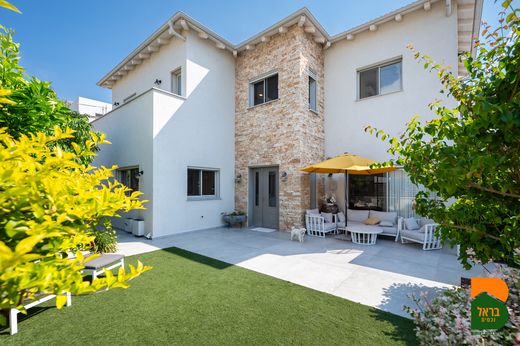 Maison de luxe à Zikhron Ya‘aqov, Haifa