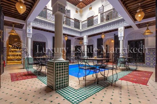 قصر ﻓﻲ مراكش, إقليم مراكش