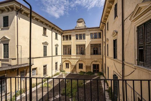 Wohnkomplexe in Verona, Provincia di Verona