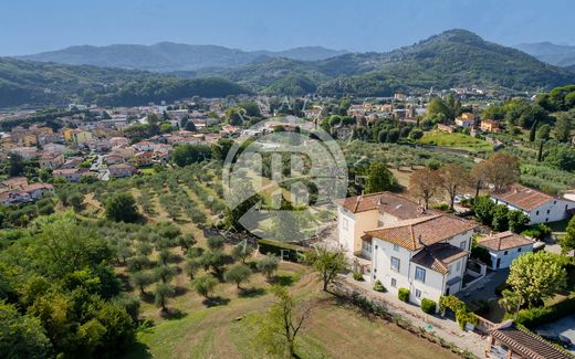 Βίλα σε Lucca, Provincia di Lucca