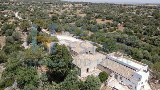 Country House in Noto, Syracuse